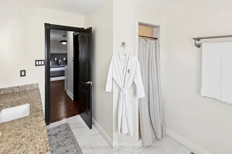 32 Brookhouse Drive Clarington ON L1B 1N8