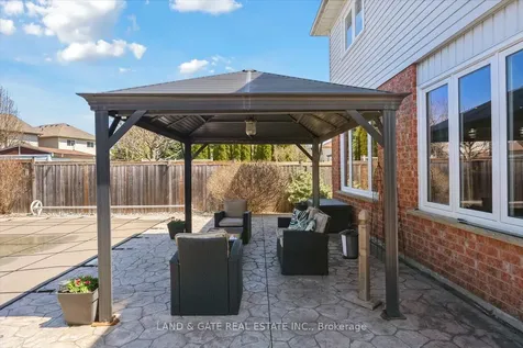 108 George Reynolds Drive Clarington ON L1E 2E8