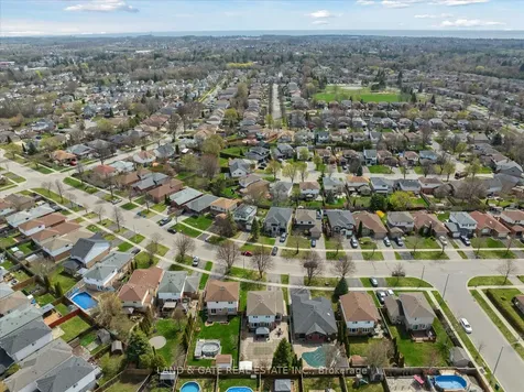 108 George Reynolds Drive Clarington ON L1E 2E8