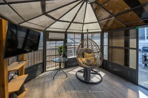 6 Waverley Road Clarington ON L1C 1K7