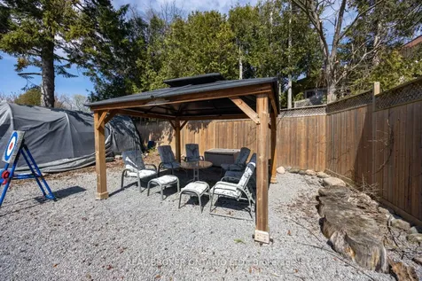 6 Waverley Road Clarington ON L1C 1K7