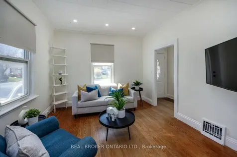 6 Waverley Road Clarington ON L1C 1K7