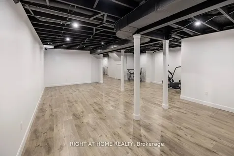 14 Brownstone Crescent Clarington ON L1E 2Y1