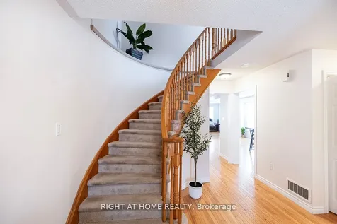 14 Brownstone Crescent Clarington ON L1E 2Y1