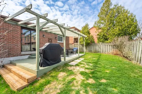 68 Trawley Crescent Ajax ON L1S 5X7