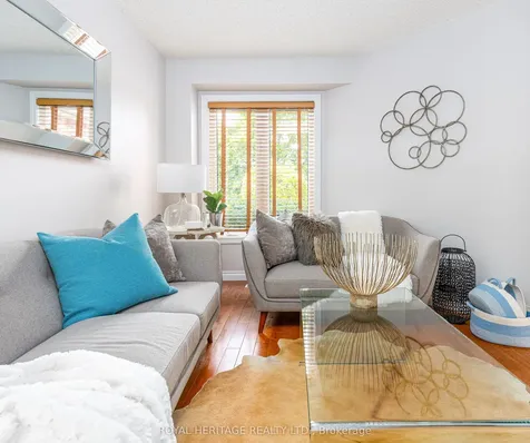 31 Flaxman Avenue Clarington ON L1C 4S5