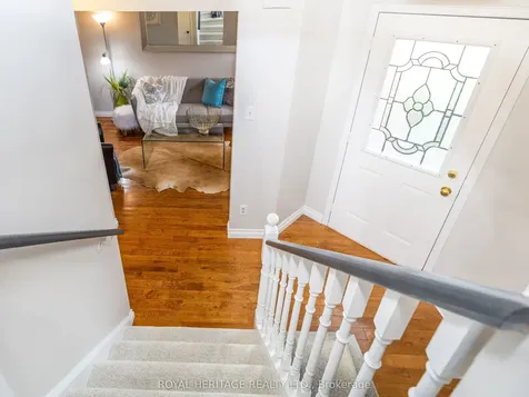 31 Flaxman Avenue Clarington ON L1C 4S5