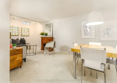 31 Flaxman Avenue Clarington ON L1C 4S5