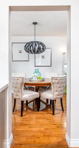 31 Flaxman Avenue Clarington ON L1C 4S5