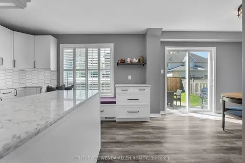 9 Rosemeadow Crescent Clarington ON L1B 1R3