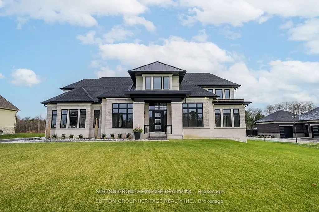 23 Dexshire Drive Ajax ON L1Z 0T8