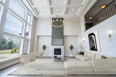 23 Dexshire Drive Ajax ON L1Z 0T8