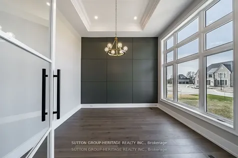 23 Dexshire Drive Ajax ON L1Z 0T8