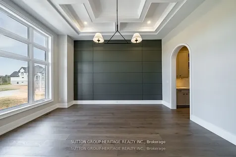 23 Dexshire Drive Ajax ON L1Z 0T8