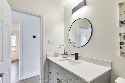 40 Cedar Street Ajax ON L1S 1V3