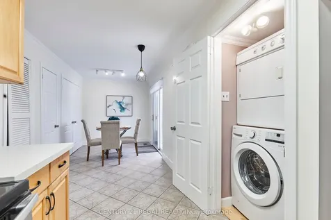 40 Cedar Street Ajax ON L1S 1V3