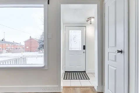 40 Cedar Street Ajax ON L1S 1V3