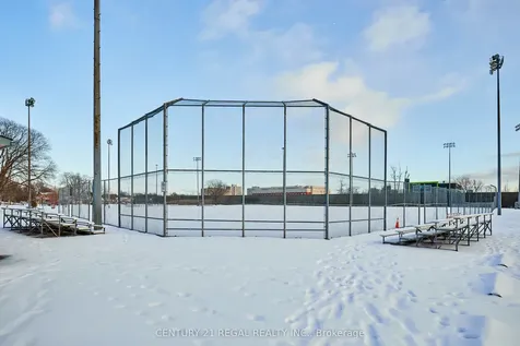 40 Cedar Street Ajax ON L1S 1V3