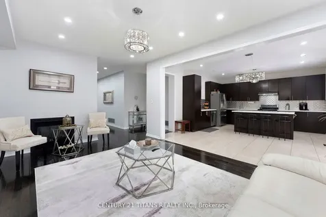 105 Stannardville Drive Ajax ON L1T 0M4