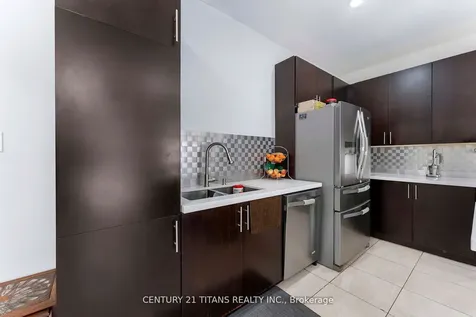 105 Stannardville Drive Ajax ON L1T 0M4