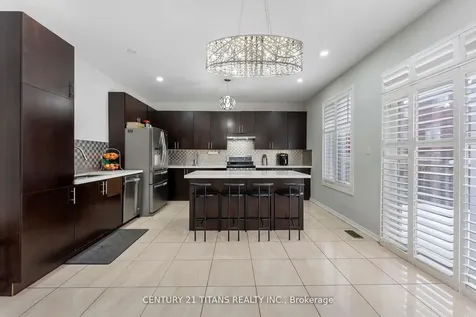 105 Stannardville Drive Ajax ON L1T 0M4