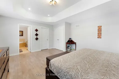 105 Stannardville Drive Ajax ON L1T 0M4