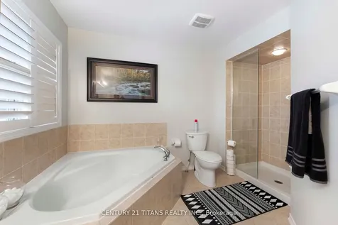 105 Stannardville Drive Ajax ON L1T 0M4