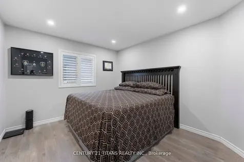 105 Stannardville Drive Ajax ON L1T 0M4