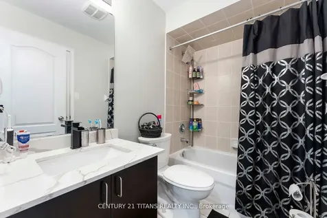 105 Stannardville Drive Ajax ON L1T 0M4