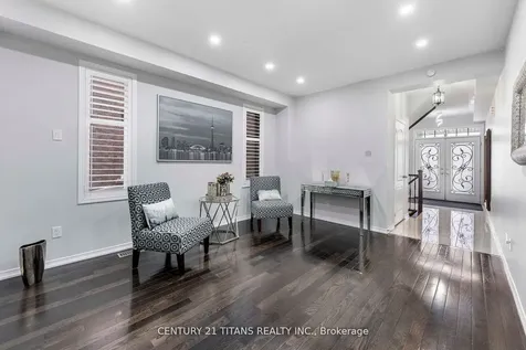 105 Stannardville Drive Ajax ON L1T 0M4