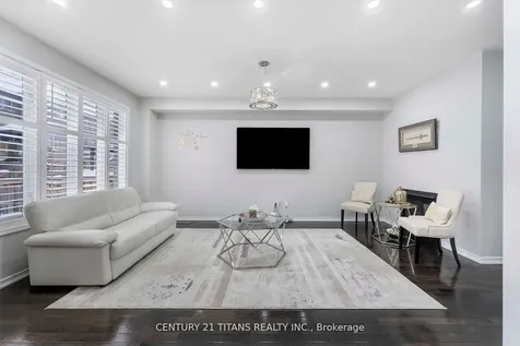 105 Stannardville Drive Ajax ON L1T 0M4