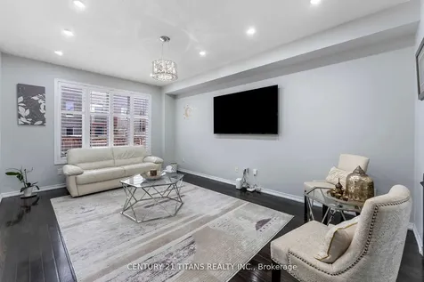 105 Stannardville Drive Ajax ON L1T 0M4