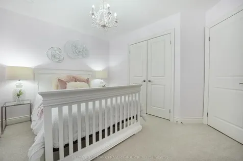 1402 Gord Vinson Avenue Clarington ON L1E 0H1