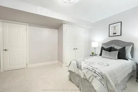 1402 Gord Vinson Avenue Clarington ON L1E 0H1