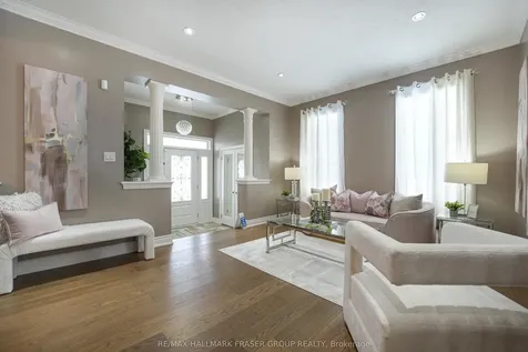 1402 Gord Vinson Avenue Clarington ON L1E 0H1