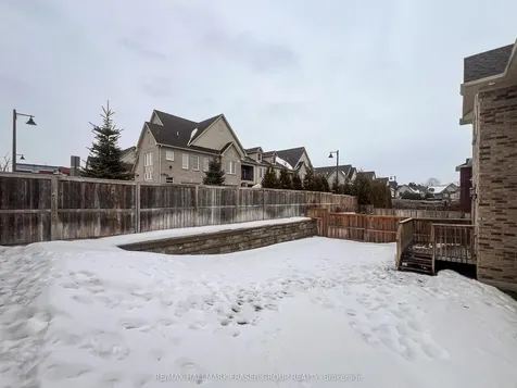 1402 Gord Vinson Avenue Clarington ON L1E 0H1