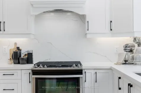 64 Bradley Boulevard Clarington ON L0B 1J0