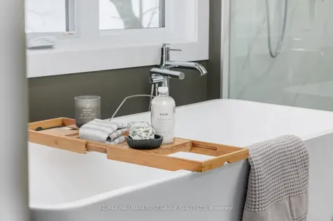 64 Bradley Boulevard Clarington ON L0B 1J0