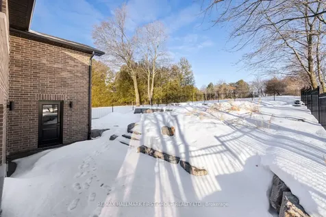 64 Bradley Boulevard Clarington ON L0B 1J0