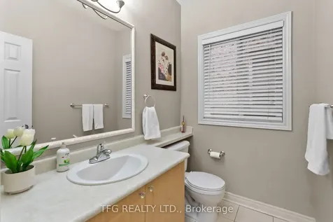 142 Southfield Avenue Clarington ON L1E 3K1