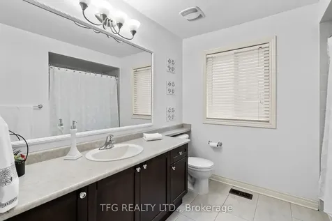 142 Southfield Avenue Clarington ON L1E 3K1