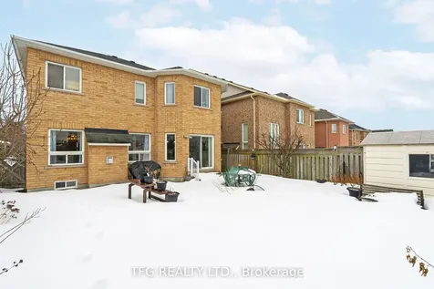 142 Southfield Avenue Clarington ON L1E 3K1