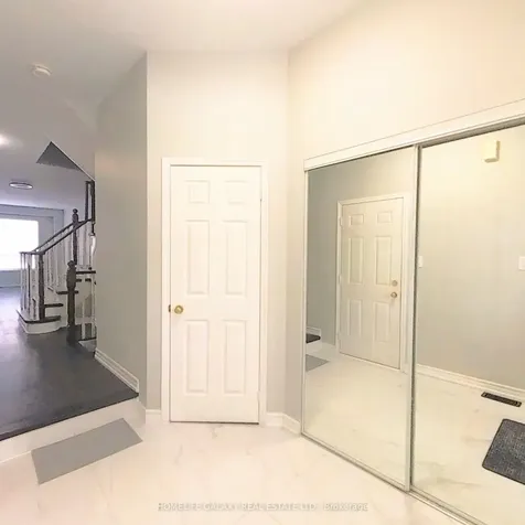 105 Silverwood Circle Ajax ON L1Z 0A4