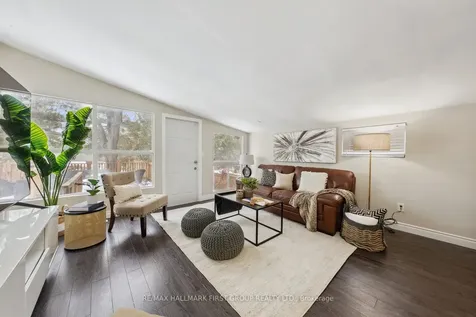 627 Sunset Boulevard Clarington ON L1B 1C9