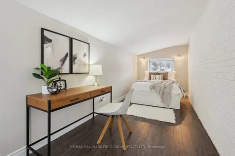 627 Sunset Boulevard Clarington ON L1B 1C9