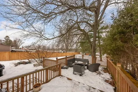 627 Sunset Boulevard Clarington ON L1B 1C9