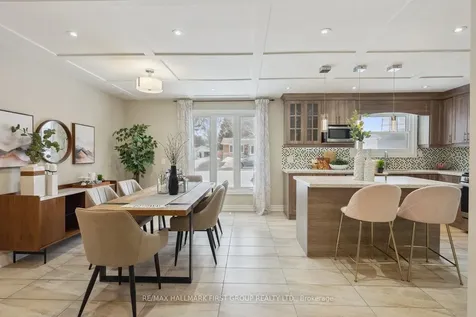 627 Sunset Boulevard Clarington ON L1B 1C9