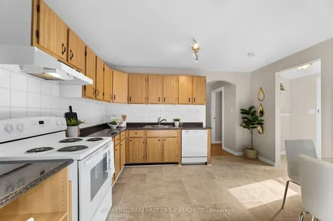 24 Maple Street Ajax ON L1S 1V7