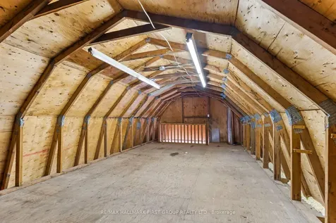 24 Maple Street Ajax ON L1S 1V7