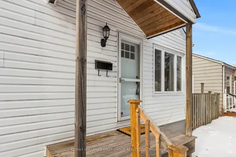 24 Maple Street Ajax ON L1S 1V7